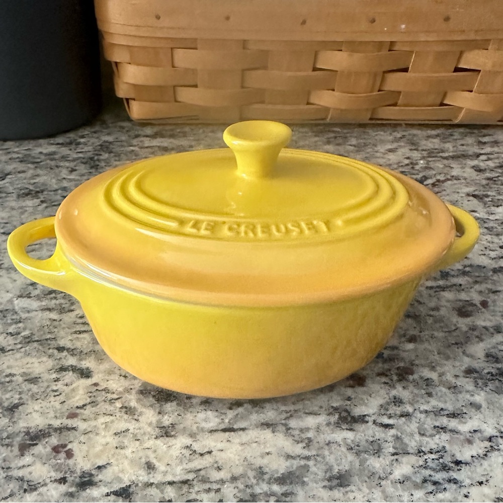 EUC Le Creuset Mini Oval Cocotte in Soleil